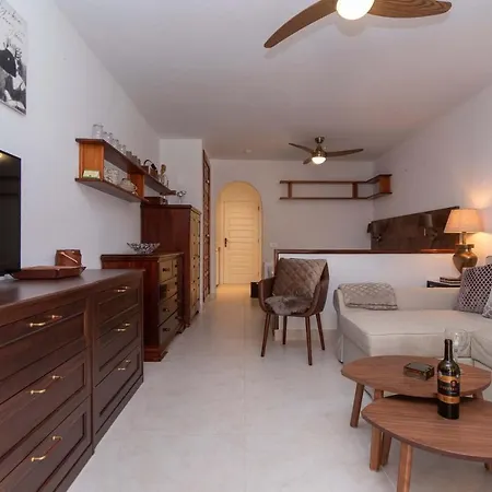 Park Santiago Iii 207- Studio With Wifi Internet *